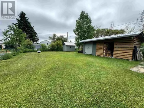 68 Lansdowne St S Chapleau ON P0M 1K0
