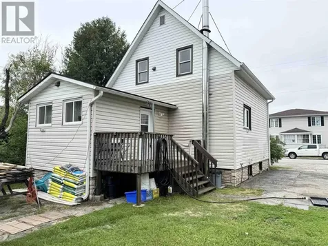 68 Lansdowne St S Chapleau ON P0M 1K0