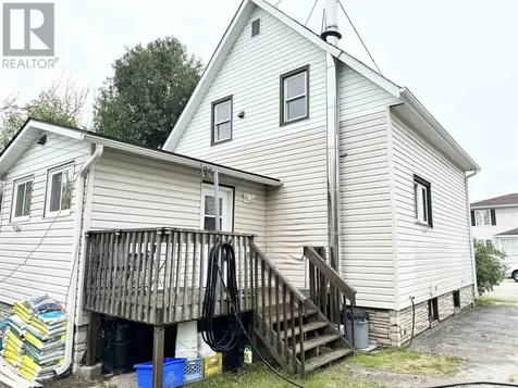 68 Lansdowne St S Chapleau ON P0M 1K0