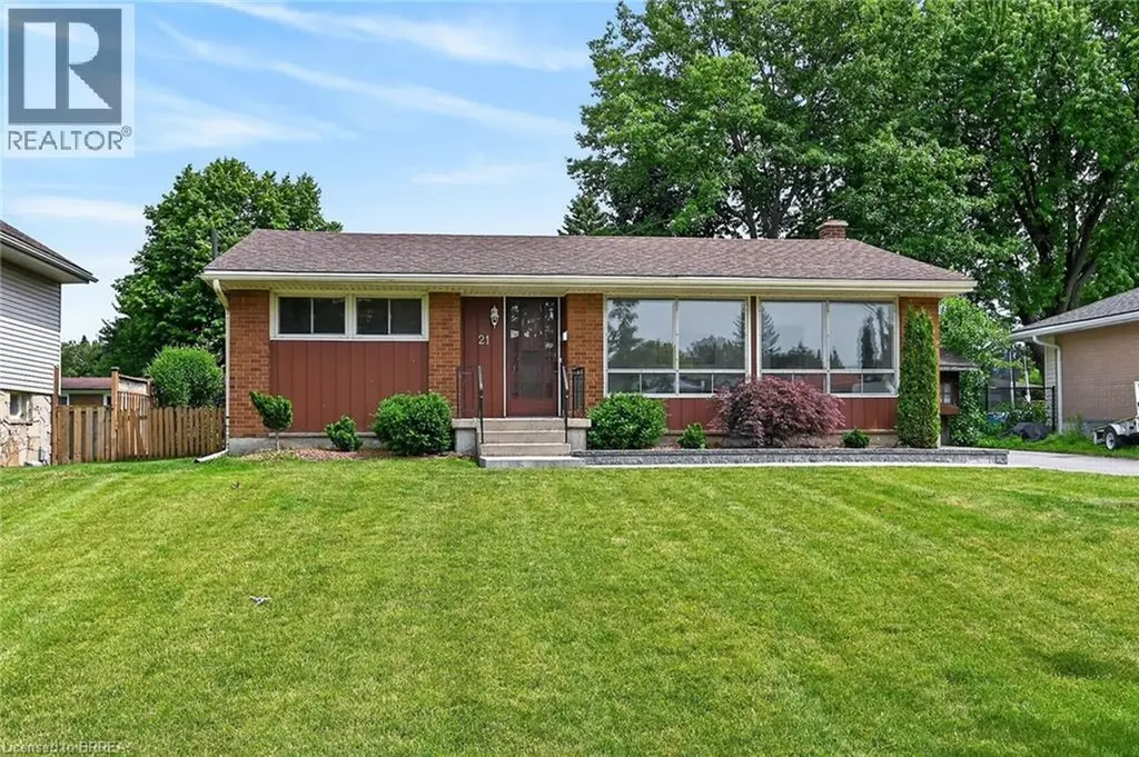 21 Brier Crescent Brantford ON N3R 3M5