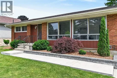 21 Brier Crescent Brantford ON N3R 3M5