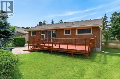 21 Brier Crescent Brantford ON N3R 3M5