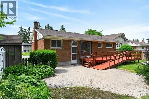 21 Brier Crescent Brantford ON N3R 3M5