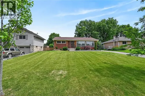 21 Brier Crescent Brantford ON N3R 3M5