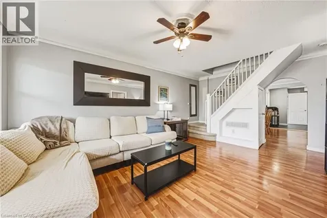 161 Ivon Avenue Hamilton ON L8H 5S7