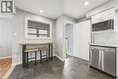 161 Ivon Avenue Hamilton ON L8H 5S7