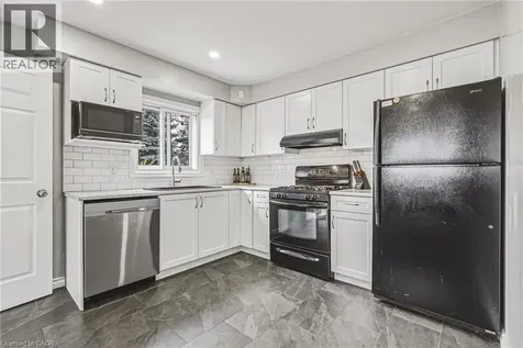 161 Ivon Avenue Hamilton ON L8H 5S7