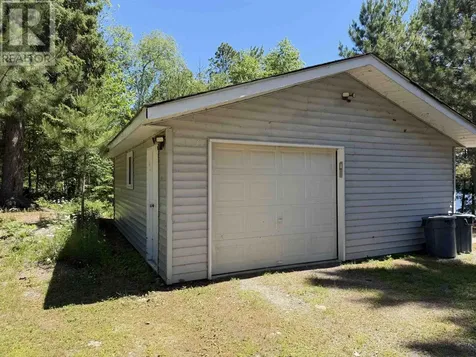 543A Reef Point Road Fort Frances ON P9A 3M3