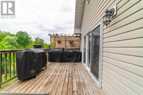 1221 River Drive Kenora ON P9N 1K7