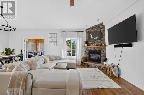 1221 River Drive Kenora ON P9N 1K7