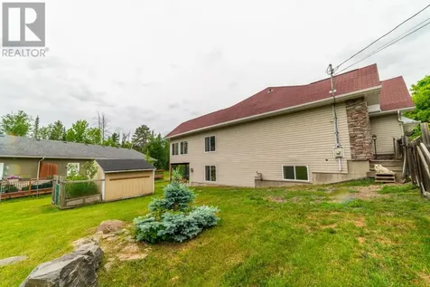 1221 River Drive Kenora ON P9N 1K7