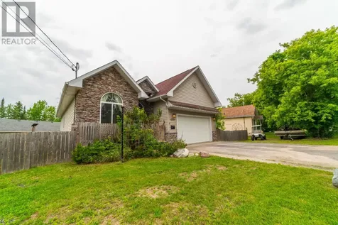 1221 River Drive Kenora ON P9N 1K7
