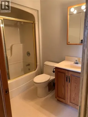 124 Paddock Road Wallaceburg ON N8A 4Y3