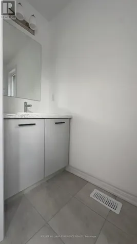113 Delphi Court Blue Mountains ON N0H 1J0