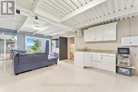 1634 Morris Avenue Selwyn ON K0L 1T0