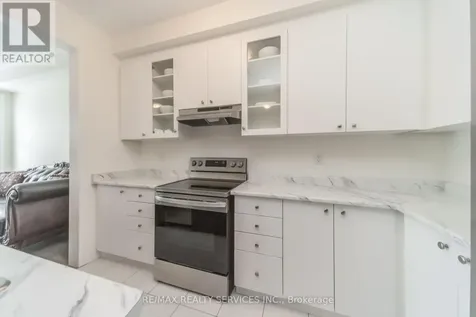 69 Kirkwood Way Barrie ON L9J 0K7