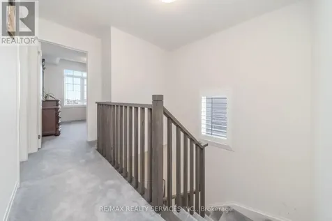 69 Kirkwood Way Barrie ON L9J 0K7