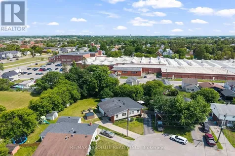 20 Sullivan Crescent Arnprior ON K7S 2Y1