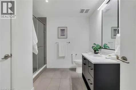 741 King Street West Kitchener ON N2G 0E9