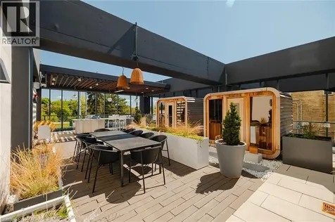 741 King Street West Kitchener ON N2G 0E9