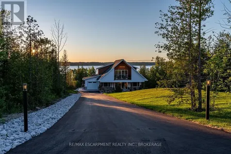 165 Wilson Drive Georgian Bluffs ON N0H 2T0