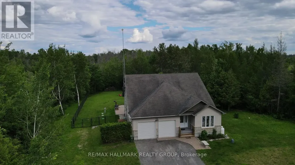 3710 Paden Way Ottawa ON K0A 2T0