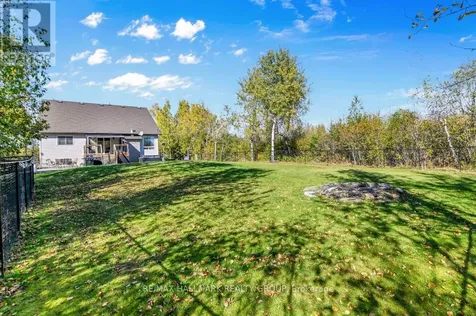 3710 Paden Way Ottawa ON K0A 2T0