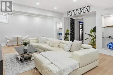 1544 Lochlin Trail Mississauga (mineola) ON L5G 3V7