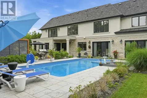 1544 Lochlin Trail Mississauga (mineola) ON L5G 3V7