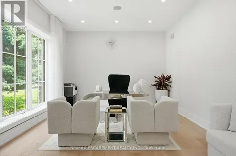 1544 Lochlin Trail Mississauga (mineola) ON L5G 3V7