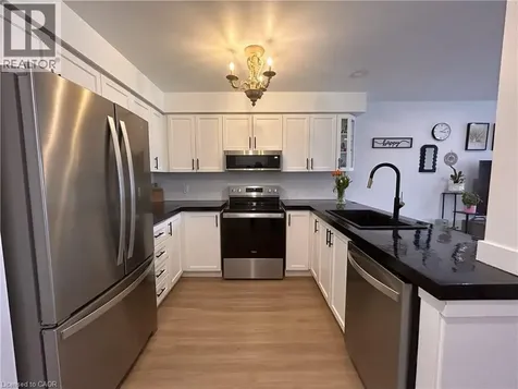2737 King Street East Hamilton ON L8G 5H1