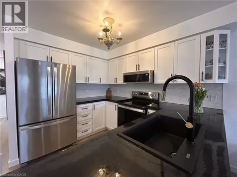2737 King Street East Hamilton ON L8G 5H1
