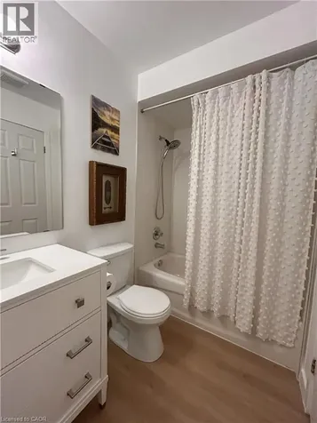 2737 King Street East Hamilton ON L8G 5H1
