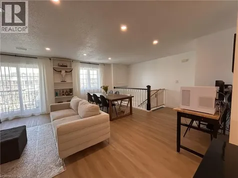 2737 King Street East Hamilton ON L8G 5H1