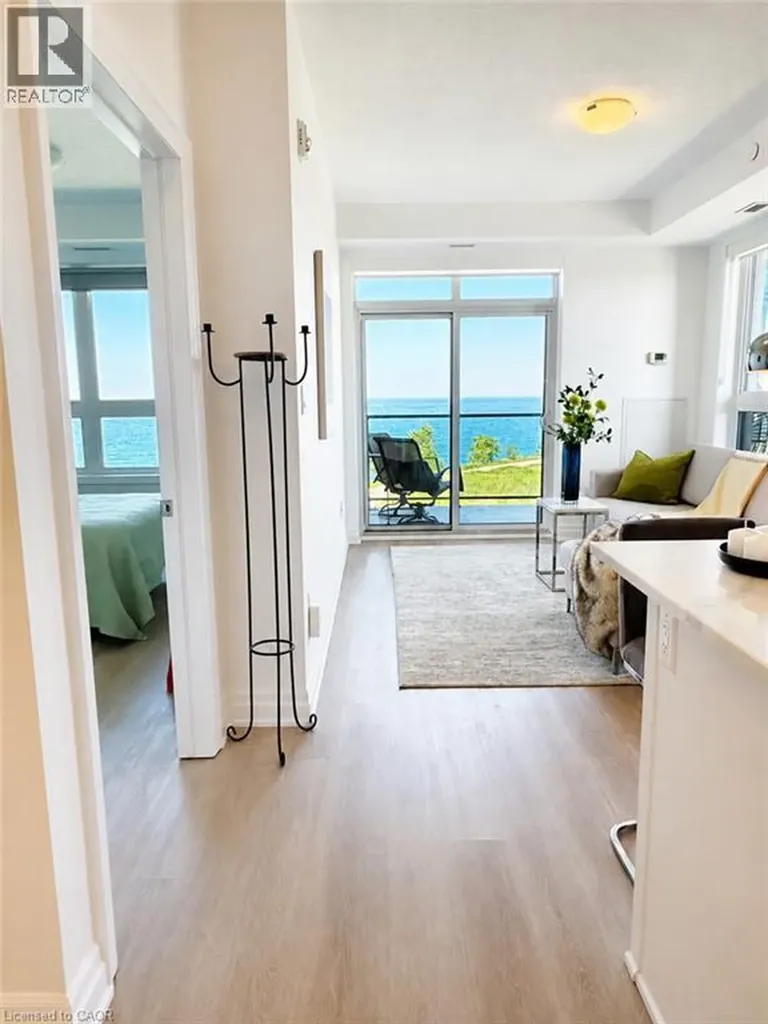 101 Shoreview Place Stoney Creek ON L8E 0K2