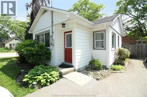 2008 Olive Street Sarnia ON N0N 1C0