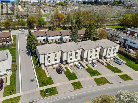 662 Grey Street Brantford ON N3S 4Y4