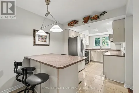 86 Winnegreen Court Ottawa ON K1G 5S4