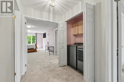 86 Winnegreen Court Ottawa ON K1G 5S4