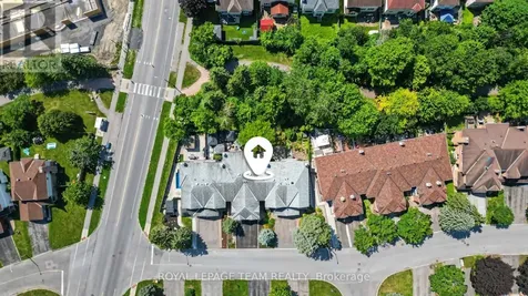 86 Winnegreen Court Ottawa ON K1G 5S4