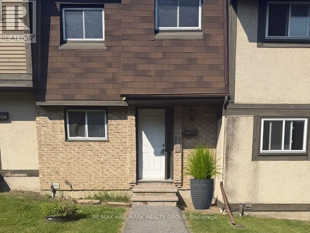 2624 Pimlico Crescent Ottawa ON K1T 2A8