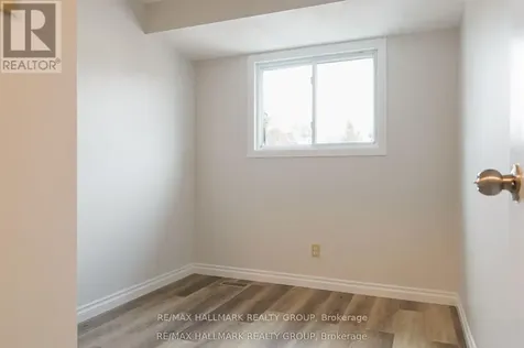 2624 Pimlico Crescent Ottawa ON K1T 2A8