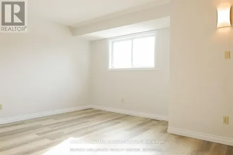 2624 Pimlico Crescent Ottawa ON K1T 2A8