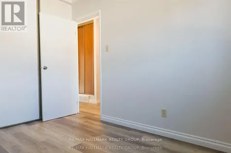 2624 Pimlico Crescent Ottawa ON K1T 2A8