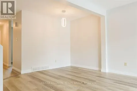 2624 Pimlico Crescent Ottawa ON K1T 2A8
