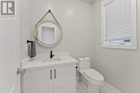145 Roy Harper Avenue Aurora ON L4G 7C4