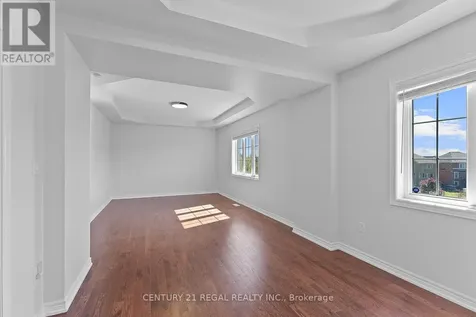 145 Roy Harper Avenue Aurora ON L4G 7C4