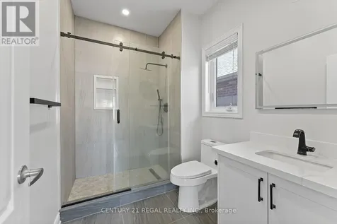 145 Roy Harper Avenue Aurora ON L4G 7C4