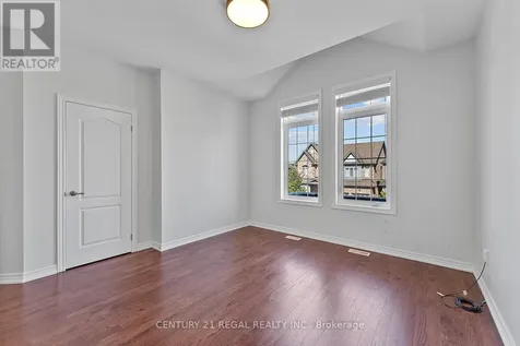 145 Roy Harper Avenue Aurora ON L4G 7C4