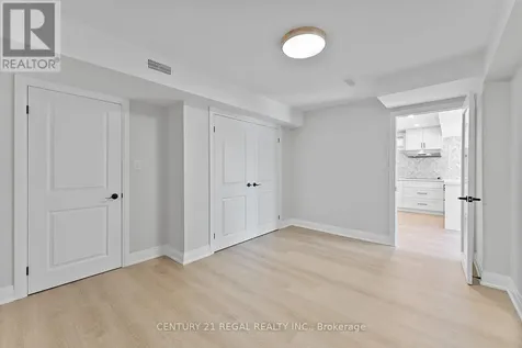 145 Roy Harper Avenue Aurora ON L4G 7C4
